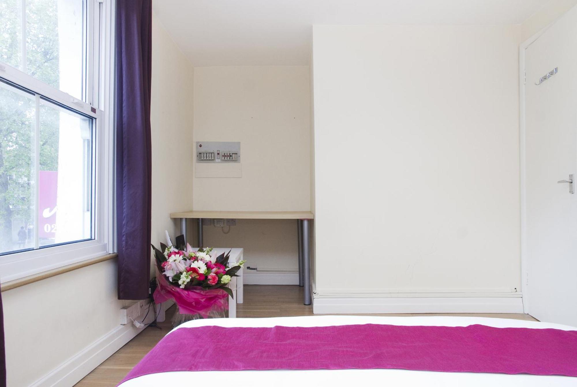 Lets K Apartment London
